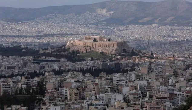 Εξωπραγματικό: Πόσο χρόνια πρέπει να δουλεύει κάποιος για να αγοράσει σπίτι στην Αθήνα