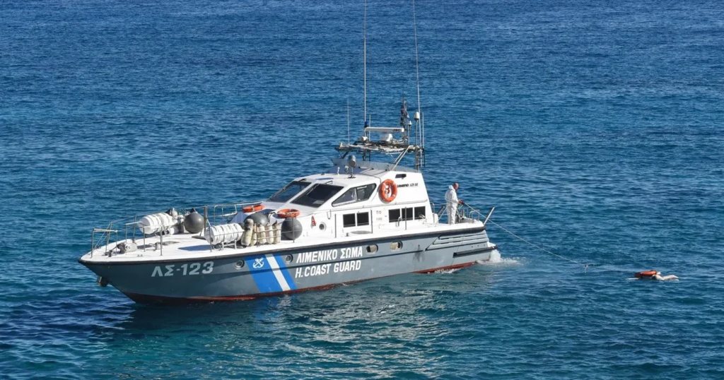Επιχείρηση διάσωσης 35 μεταναστών νότια των Καλών Λιμένων στην Κρήτη