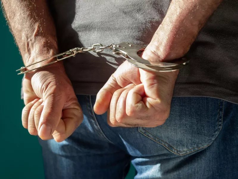 Τρεις συλλήψεις για εισαγωγή κάνναβης στην Ελλάδα, αεροπορικώς – Κατασχέθηκαν 18,6 κιλά SKUNK