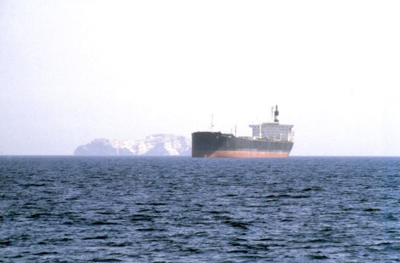 Ιράν: Kλειστά τα Στενά του Ορμούζ μέχρι οι ΗΠΑ να αποδεχθούν τους όρους μας