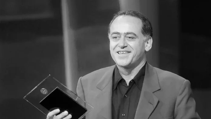 Νίκος Καλογερόπουλος: Σήμερα η πολιτική κηδεία του ηθοποιού