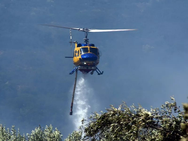 Eνισχύθηκαν οι δυνάμεις στη φωτιά στο Μεσοχώρι Μεσσηνίας