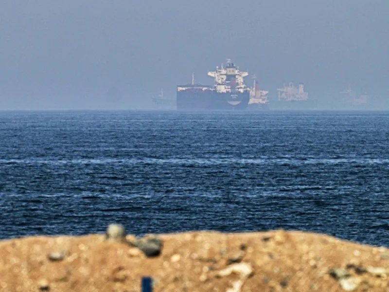 Ορμούζ: Στα 20 εκατ. δολάρια το πέρασμα ενός supertanker – Τα μεγάλα κέρδη πίσω από το ρίσκο