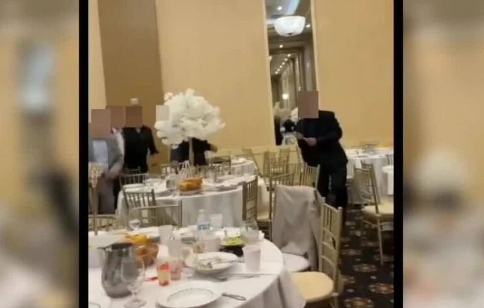 Κακός χαμός σε γαμήλια δεξίωση: Η ομαδική συμπλοκή οικογενειών σε διαμάχη, οι πανικόβλητοι καλεσμένοι και