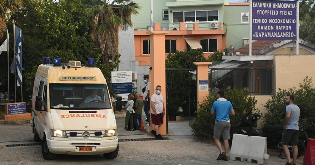 Αχαΐα: Στο Καραμανδάνειο 14χρονος μετά από πτώση από ύψος 4 μέτρων – Υποχώρησαν τα κάγκελα