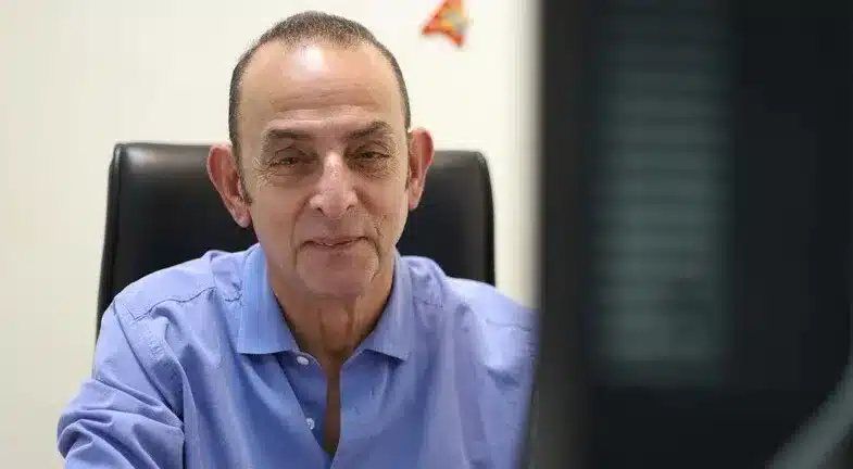 Aρθρο του Κωνσταντίνου Μάγνη, δημοσιογράφου: Με ένα και τριάντα
