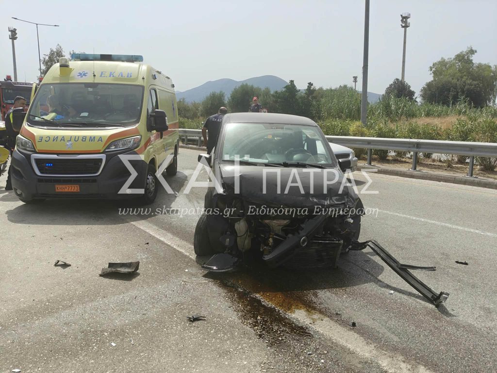 Πάτρα: Τροχαίο στην Ελευθερίου Βενιζέλου. Οδηγός έχασε τον έλεγχο και “καρφώθηκε” στις προστατευτικές μπάρες