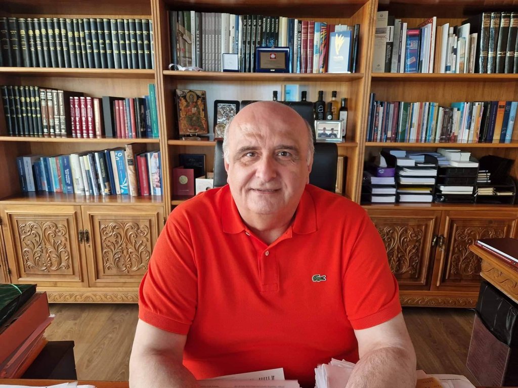 Χρήστος Μπούρας: Καταγγέλλει “φθηνή προπαγάνδα” στο Πανεπιστήμιο