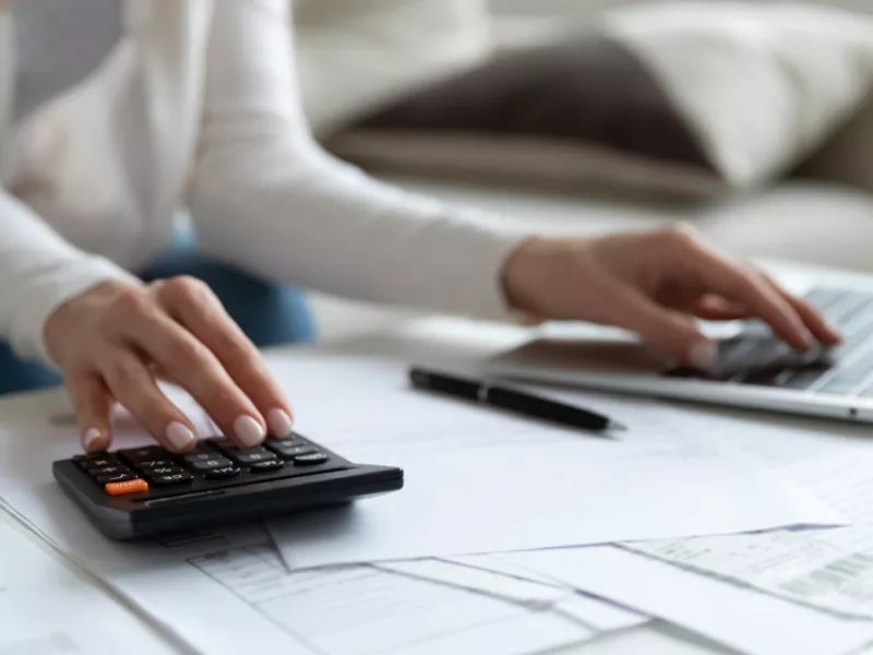 ΔΕΘ 2026: Ο νέος χάρτης φοροελαφρύνσεων για επαγγελματίες και επιχειρήσεις – Ποιους, πώς και πότε θα ωφελήσουν