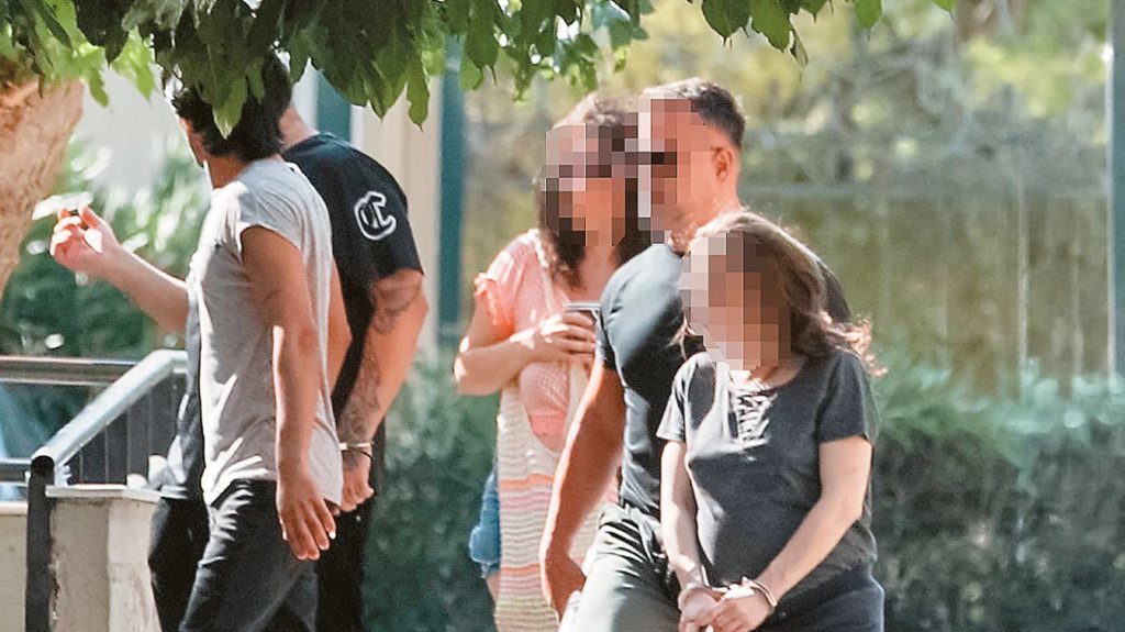 Νέα προφυλάκιση για τους τρεις κατηγορούμενους για την υπόθεση του νεκρού βρέφους στην Κυψέλη, οι γονείς αρνούνται ότι το δολοφόνησαν