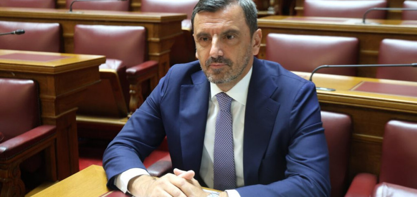 Νικολακόπουλος στην Βουλή: «Περνάμε από την επετηρίδα στην αξιοκρατία – Χτίζουμε ένα Δημόσιο πιο σύγχρονο, πιο γρήγορο και πιο αποτελεσματικό»