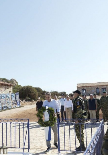 Μητσοτάκης σε Ρω και Στρογγύλη: Το μήνυμα στήριξης στις Ένοπλες Δυνάμεις από τα ακριτικά νησιά