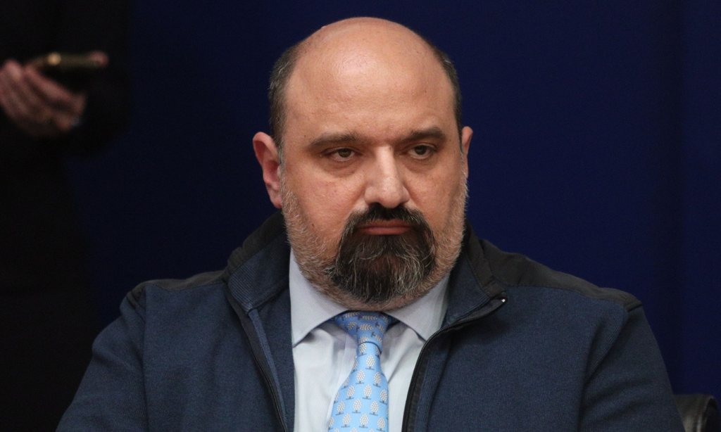 Κυβερνητικές πηγές για παραπομπή Τριαντόπουλου: Υπάρχει το τεκμήριο της αθωότητας