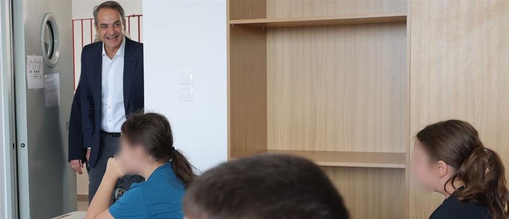 Στον Ασπρόπυργο ο Κυριάκος Μητσοτάκης – Επισκέφθηκε το νέο Γυμνάσιο της πόλης