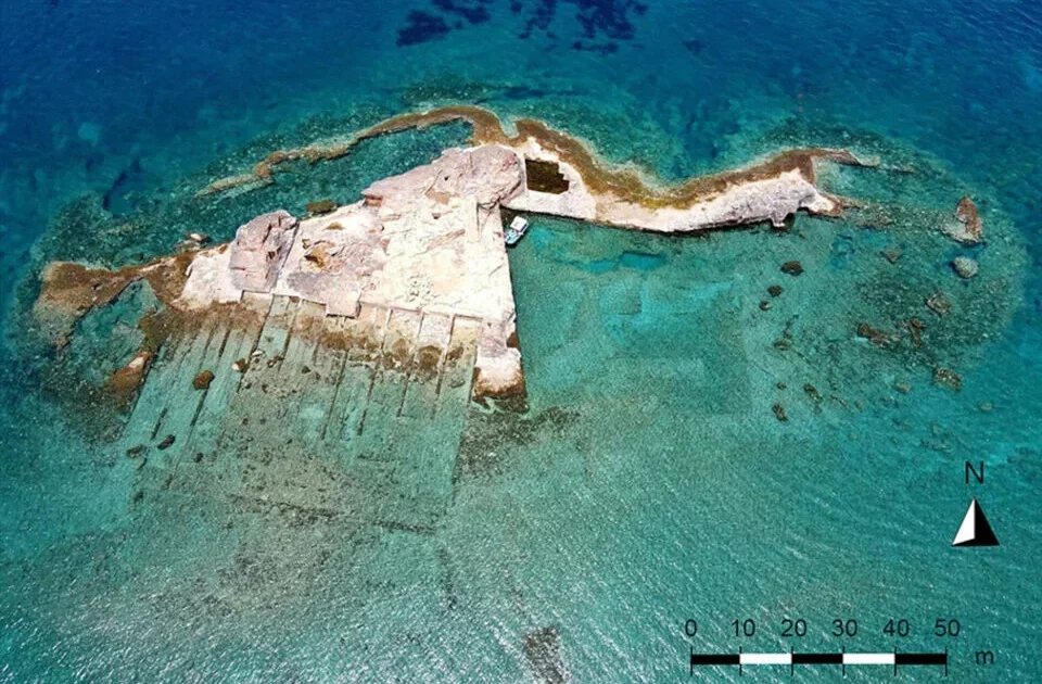 Πώς οι αρχαίοι Έλληνες έχτισαν ένα τεχνητό λιμάνι στη Λιβύη και γιατί σήμερα βρίσκεται στον βυθό