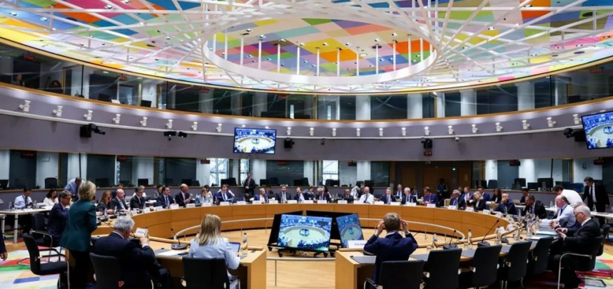 Eurogroup: Θετική αξιολόγηση για τη δημοσιονομική ευελιξία Ελλάδας και Ιταλίας – Αναμένεται η έγκριση του Συμβουλίου