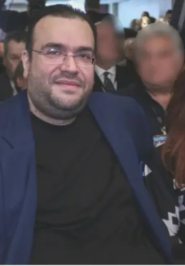 Η τηλεοπτική διαδρομή του Καμπούρη: Οι καβγάδες, ο «Μίστερ Μπούτια» και η trash TV του