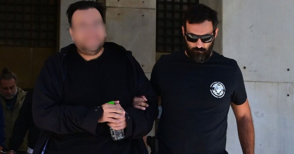 Η εφ. Πατρίς αποκαλύπτει - Η ώρα της απολογίας για το Φίλιππο Καμπούρη και τη σύζυγό του