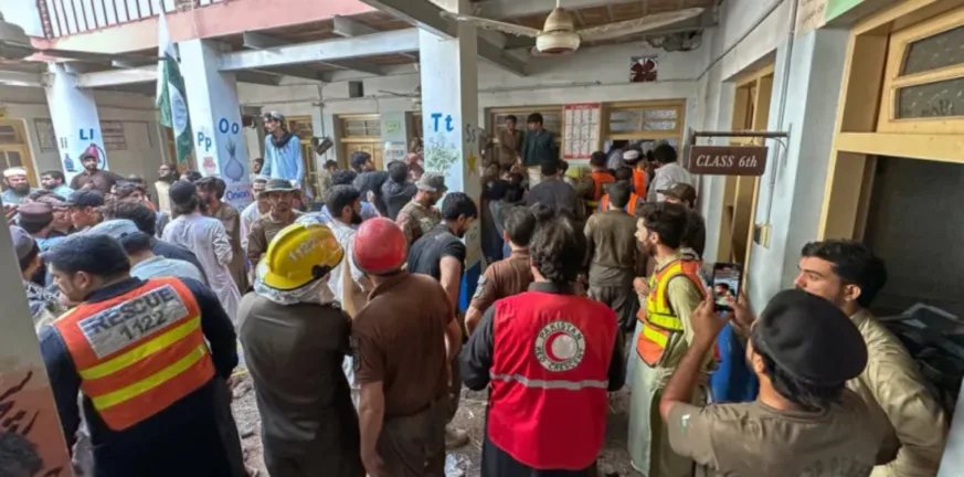 Πακιστάν: Πολύνεκρη τραγωδία σε σχολείο μετά από κατάρρευση οροφής – Φόβοι για περισσότερα θύματα