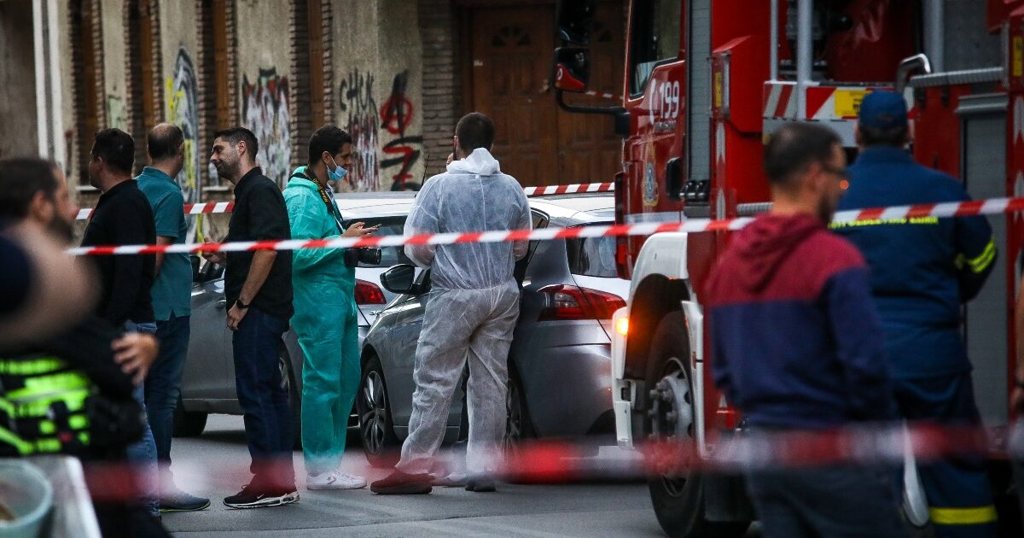 Έκρηξη στον Κολωνό: Μηχανισμό με εκρηκτική ύλη περιείχε το σακίδιο - Σε εξέλιξη οι έρευνες