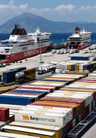 Δυτική Ελλάδα: «Βουτιά» 19% στα εμπορεύματα που διακινήθηκαν - Πίεση στην αγορά και αύξηση στο κόστος μεταφορών