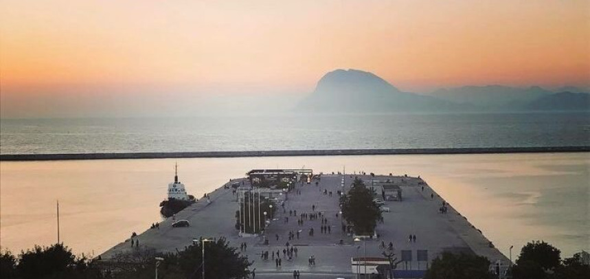 Πάτρα: Συνέλαβαν 64χρονο για παρενόχληση νεαρής γυναίκας στον Μόλο-Εξετάζεται η εμπλοκή του και σε άλλο περιστατικό
