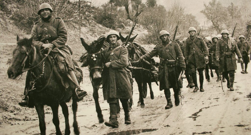 Η Διαχρονική Ήττα της Λήθης: Το Έπος του ’40 ως Ηθική Επιταγή και το Χρέος του Σύγχρονου Ελληνισμού